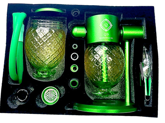 Quality Detail Authentic Green Apple Pineapple Infuser rotates 360 degrees beautiful cascading water for home or party gatherings. Make the most favorable steaks and vegetables or drinks Fruit